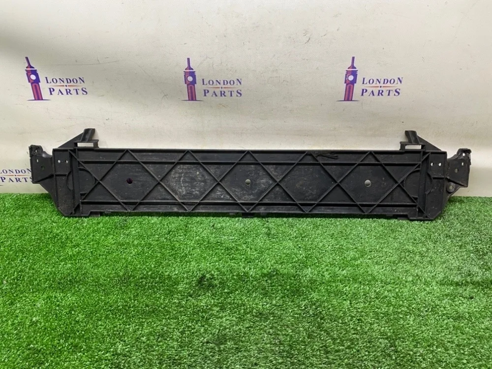 Кронштейн радиатора BMW F01