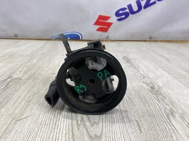 Насос гидроусилителя руля FORD TOURNEO CONNECT 2008