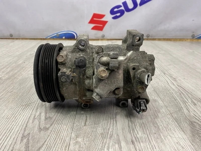 Компрессор кондиционера TOYOTA AURIS 2010