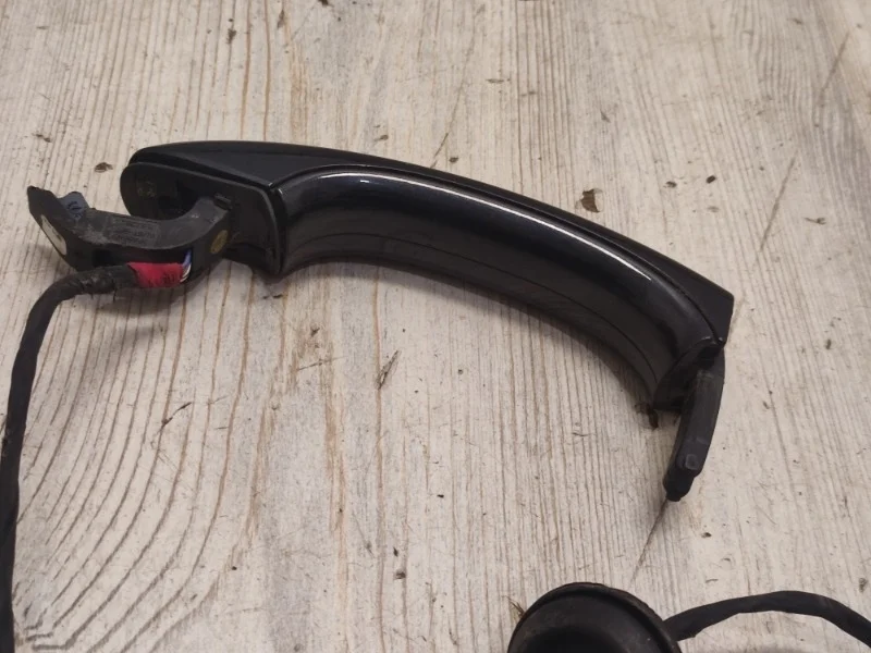 Ручка двери с keyless go VW Touareg 2007-2010 7L