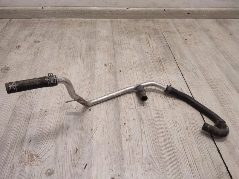 Трубопровод системы охлаждения VW Touareg 2 2010-2018 7P