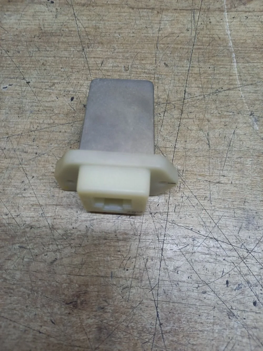 Резистор отопителя SsangYong Actyon II рестайлинг (2013—2021) 2015 белый