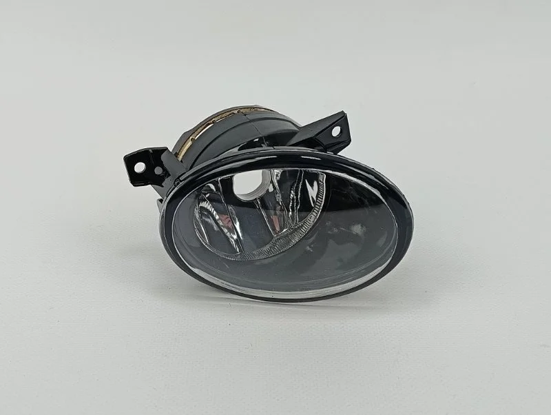 Фара противотуманная Volkswagen Transporter T5