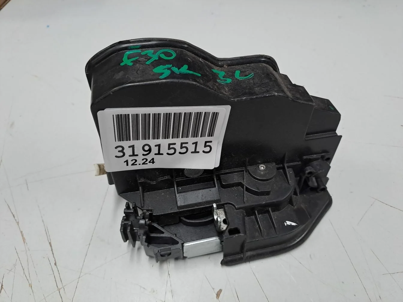 Замок двери задней левой для BMW 3 F30 2011-2018