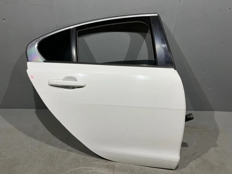 Дверь Jaguar XE X760