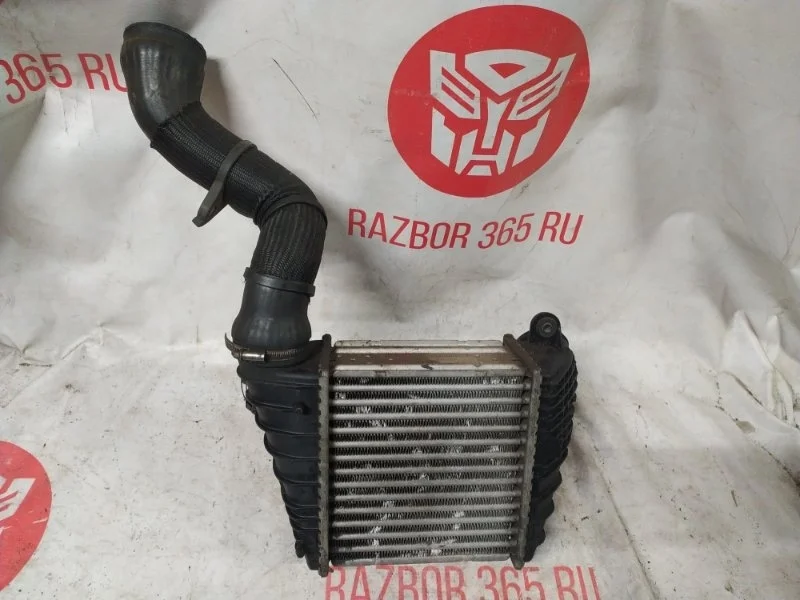 Интеркулер VOLKSWAGEN Golf 4 2000 1J