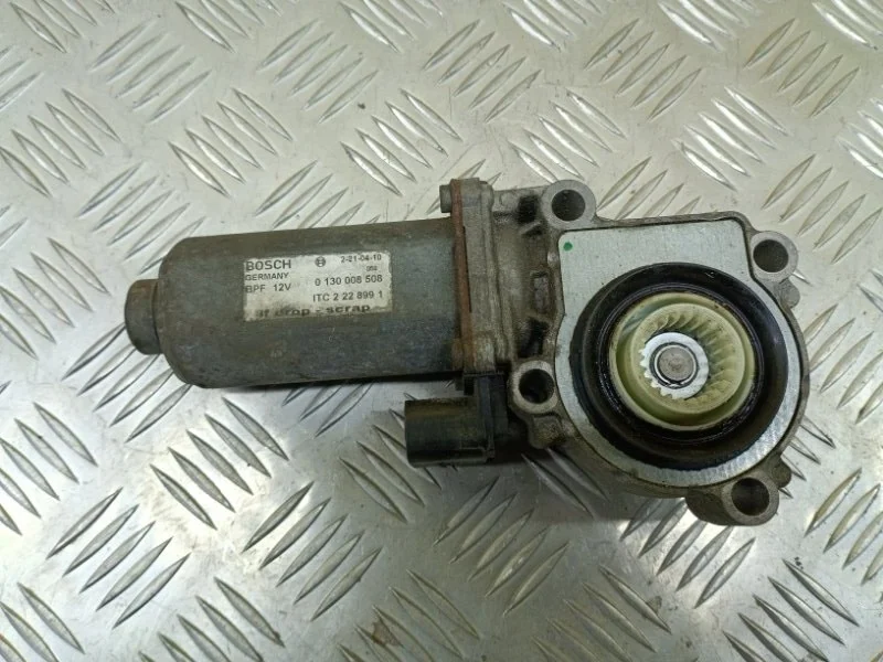 Моторчик блокировки межосевого дифференциала Land Rover Range Rover Sport I 2005-2013 2010 0130008508 3.0 D SDV6