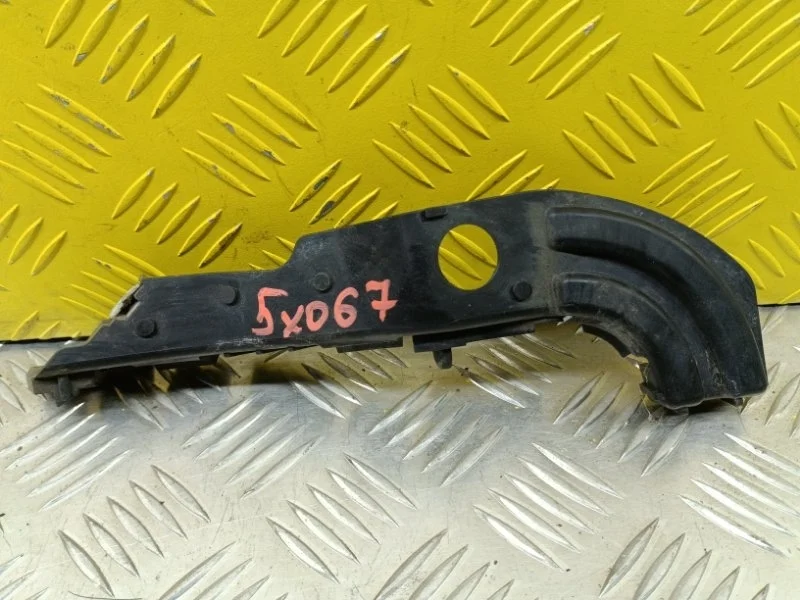 Кронштейн крепления бампера переднего Land Rover Range Rover Sport I 2005-2013 2010 LR015103 3.0 D SDV6, правый