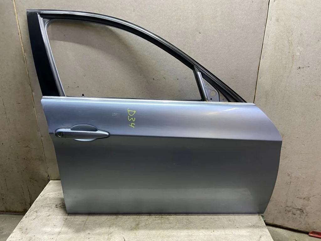 Дверь передняя правая BMW E90