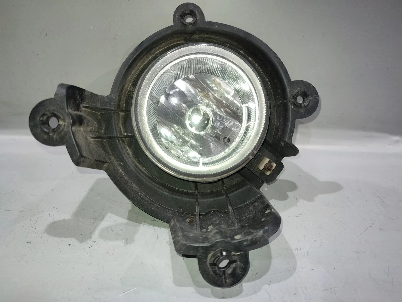 Фара противотуманная птф SsangYong Rexton 2012 Y250