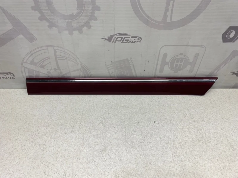 Молдинг задней левой двери Mercedes-benz 2003 W203