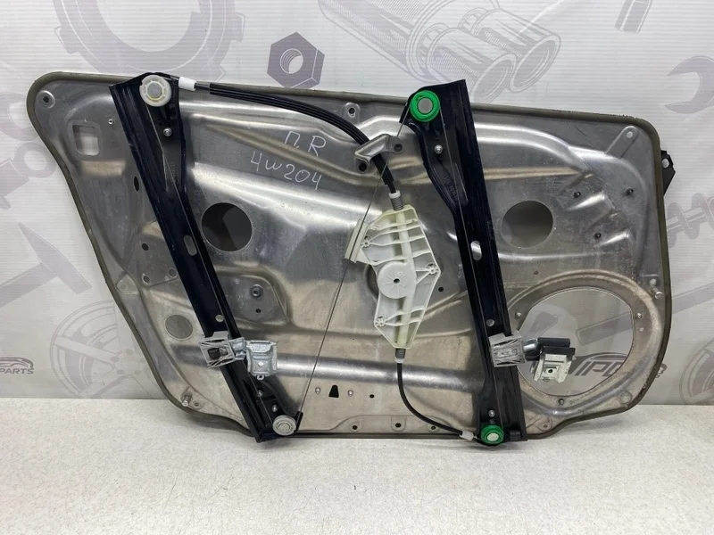 Стеклоподъемник передний правый Mercedes-benz 2007 W204