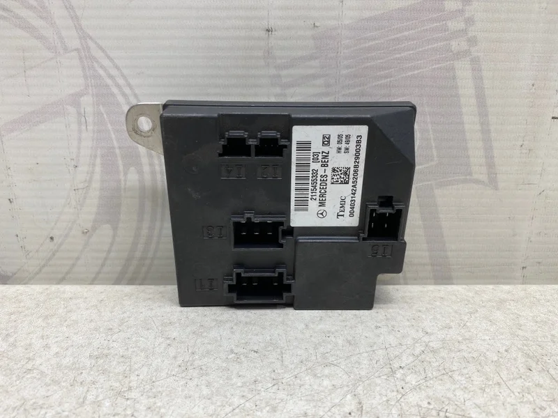 Блок sam передний Mercedes-benz 2007 W211