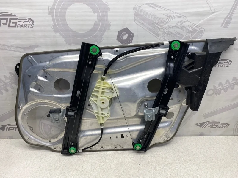 Стеклоподъемник передний левый Mercedes-benz S204