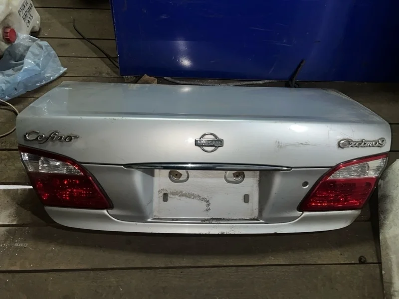 Крышка багажника Nissan Maxima 2005 A33