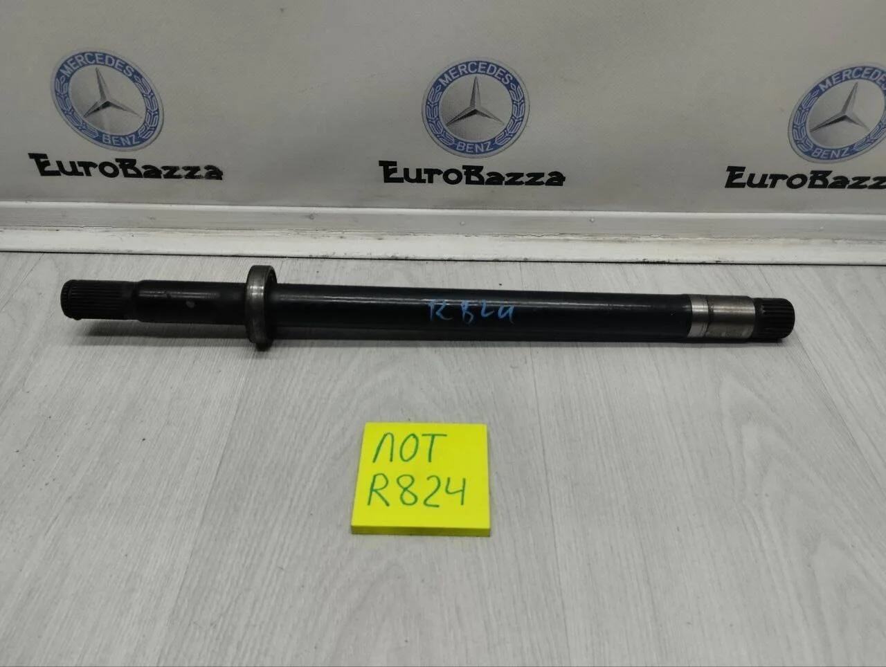 Полуось передняя Mercedes X204