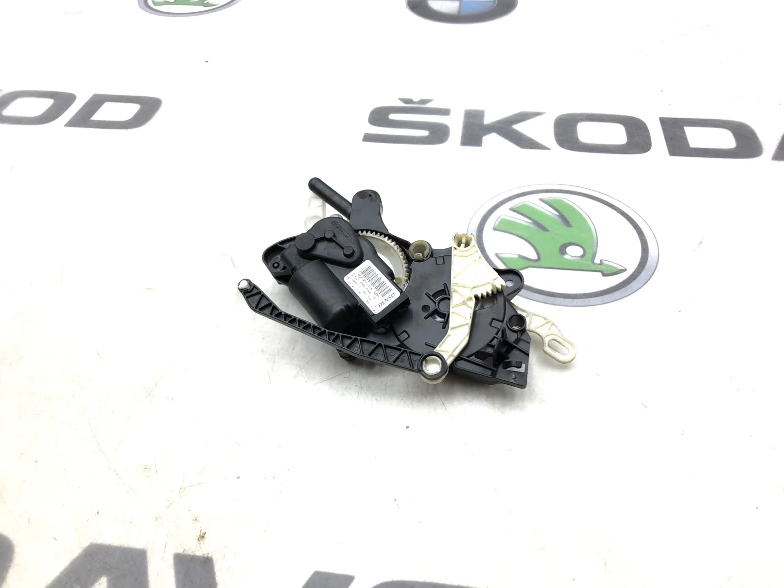 Сервопривод заслонки печки Skoda Superb 2018 5Q0907511A 3 (3V) 1.6 DCXA