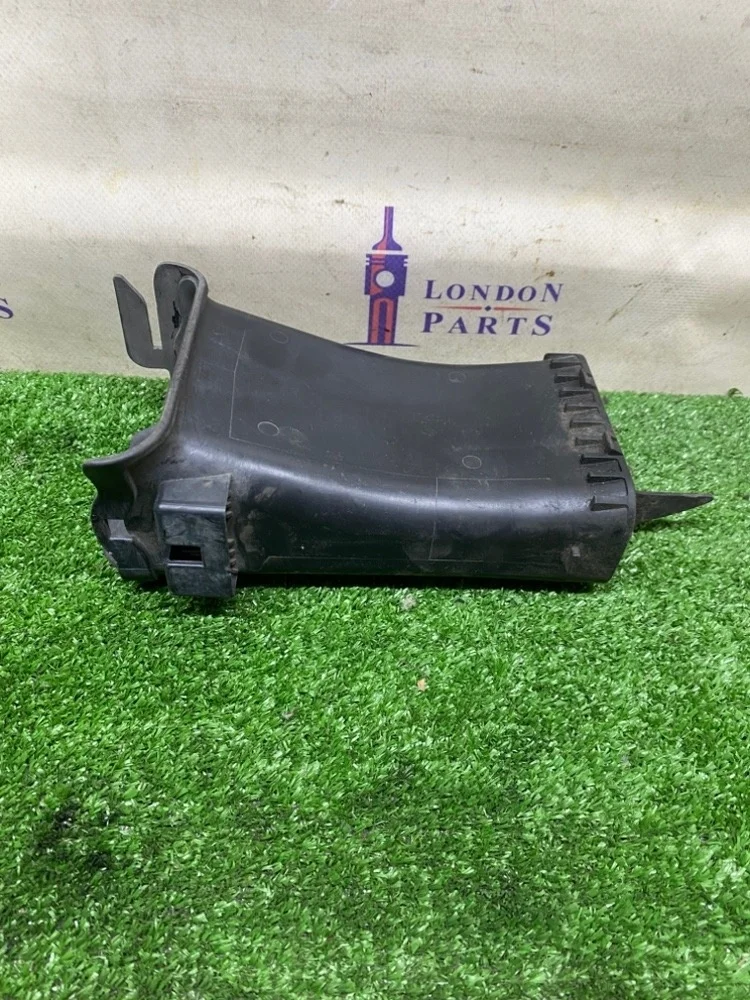 Воздуховод BMW F30