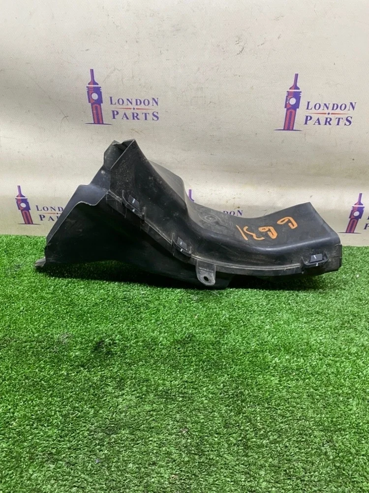 Воздуховод BMW F30