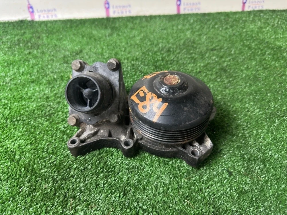 Помпа водяная BMW X1 20dX E84