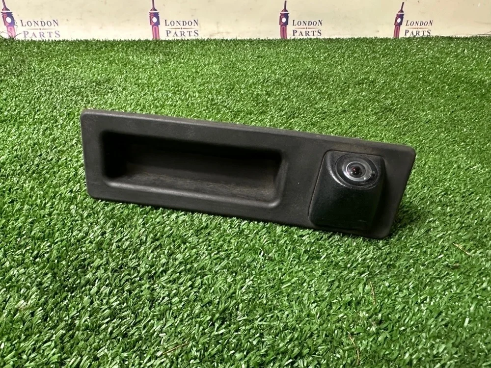 Камера заднего вида BMW F10