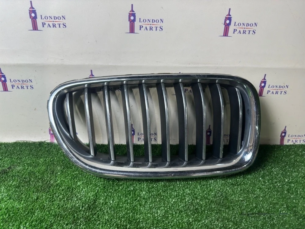 Решетка радиатора BMW F10