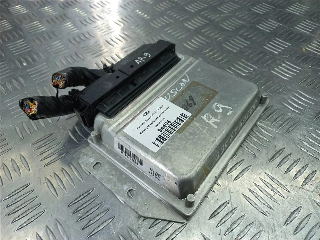 Блок управления двигателем Hyundai TUCSON I (2004