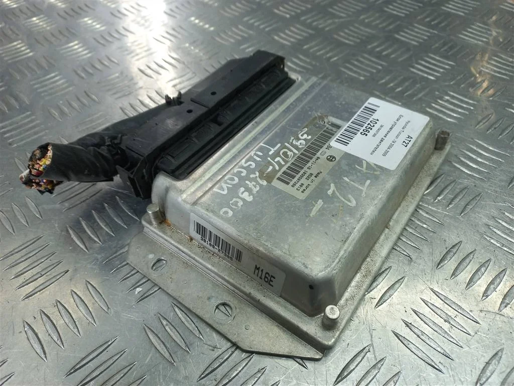 Блок управления двигателем Hyundai TUCSON I (2004