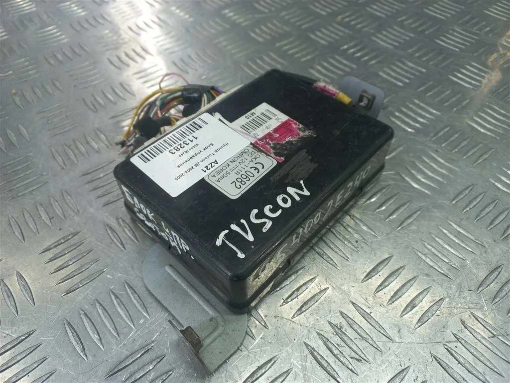 Блок управления Hyundai TUCSON I (2004—2015)