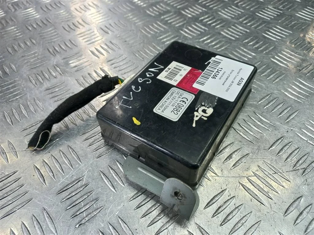 Блок управления Hyundai TUCSON I (2004—2015)