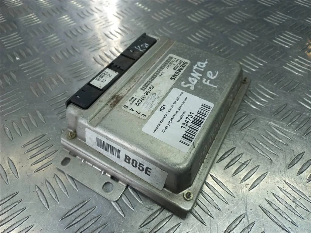 Блок управления двигателем Hyundai SANTA FE I (20