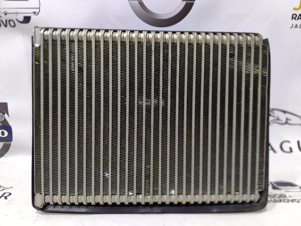 Радиатор кондиционера Volvo XC90 S80 V70 XC90 I рестайлинг (2006—2014)
