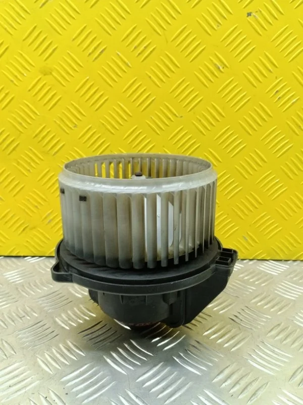 Моторчик печки Land Rover Range Rover Sport I 2005-2013 2010 JGC500010 3.0 D SDV6