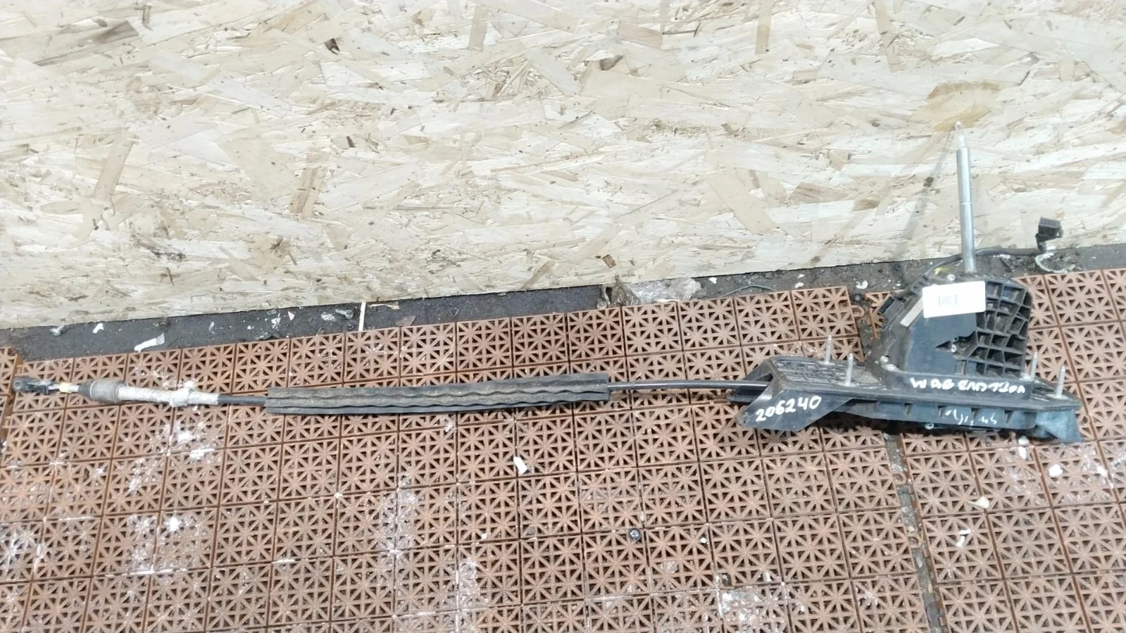 Кулиса VOLKSWAGEN PASSAT B6 2005- АКПП DSG 6 б/у PASSAT B6(2005-2010)