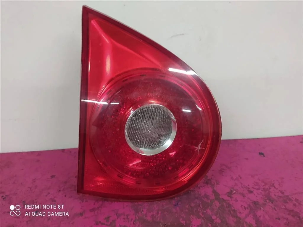 Фонарь задний левый Golf 5 2004-2009 1K6945093F