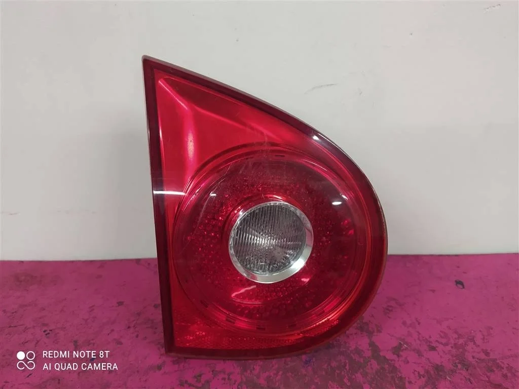 Фонарь задний левый Golf 5 2004-2009 1K6945093F