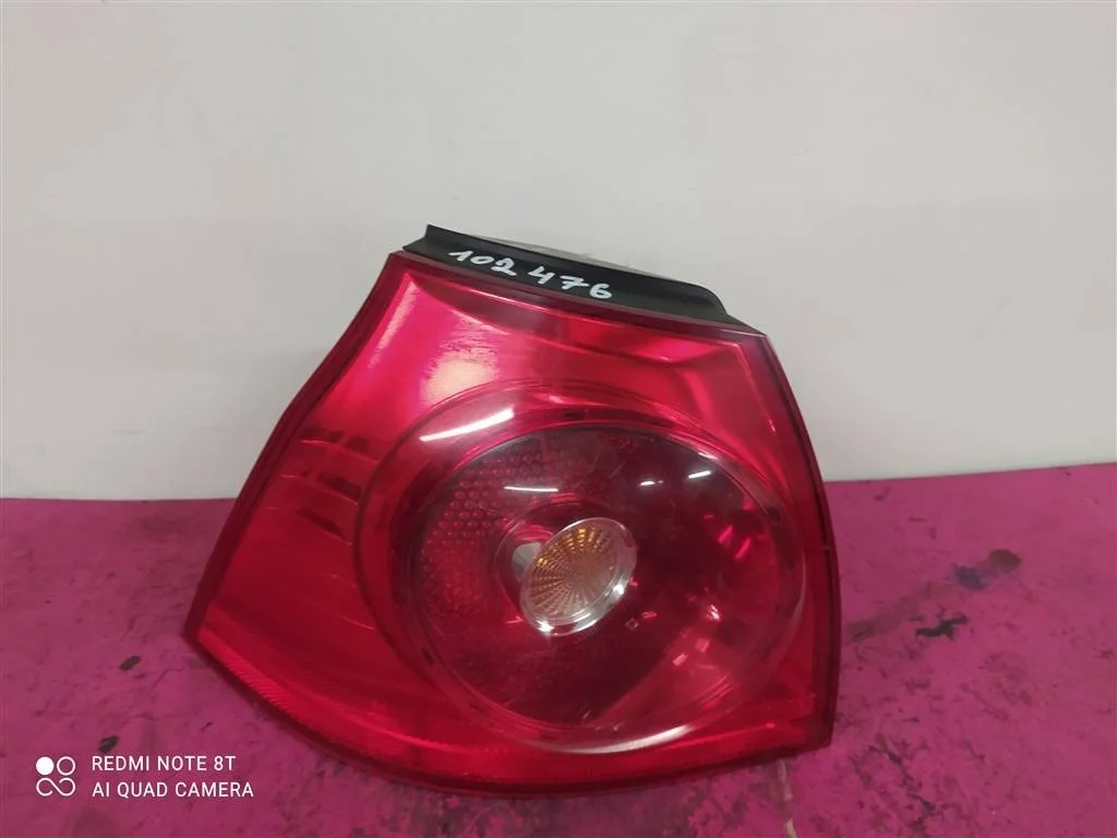 Фонарь задний левый Golf 5 2004-2009 1K6945095N