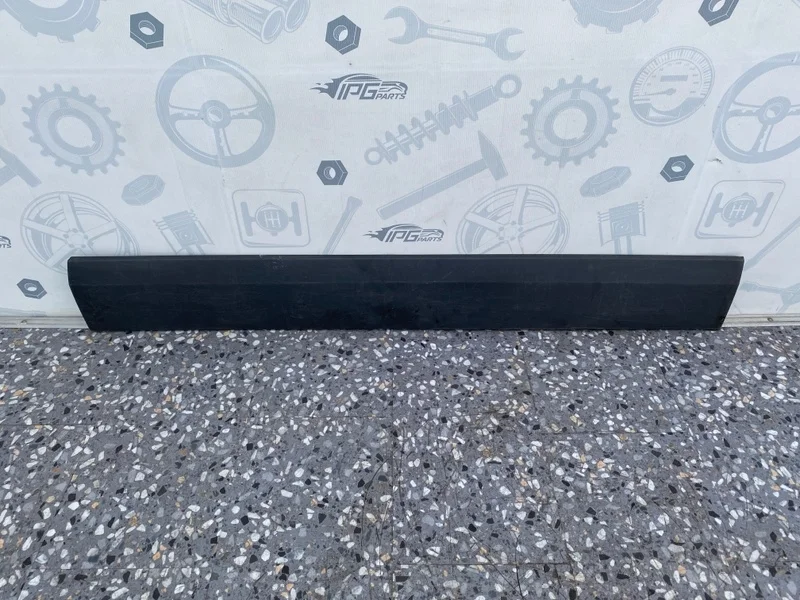 Накладка сдвижной двери Mercedes-benz Sprinter 2015 W906