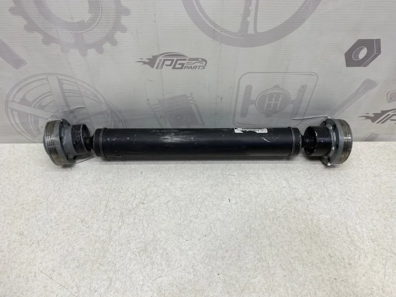 Карданный вал передний Mercedes-benz W251