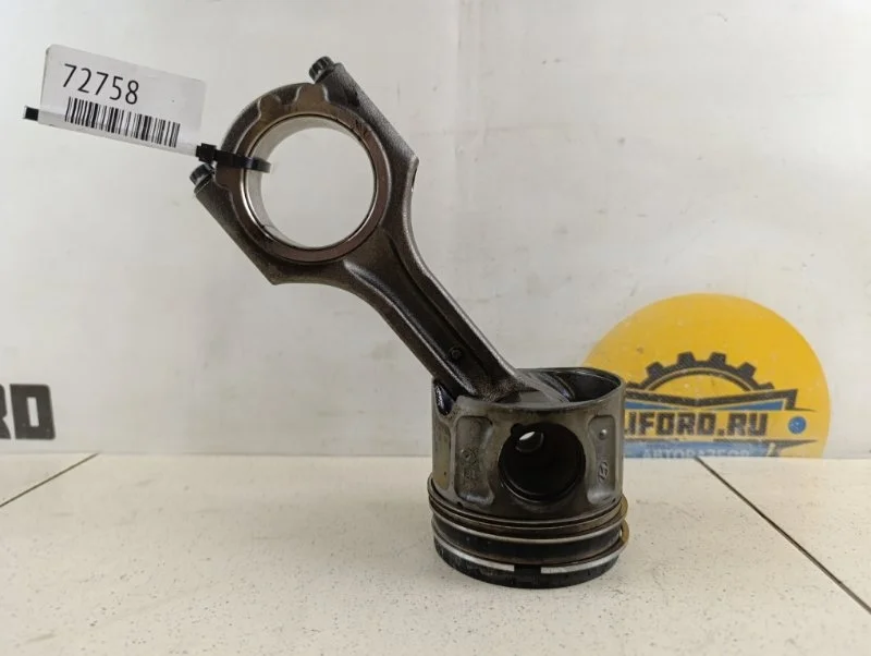 Поршень Kia Sorento 2012 XM