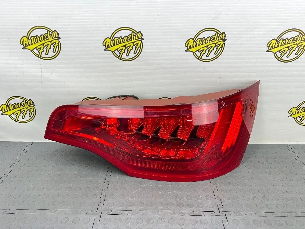 Фонарь задний правый Audi Q7 4L рестайлинг (2009—2015)