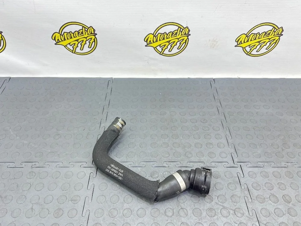 Патрубок системы охлаждения Audi A6 Allroad Quattro C7 рестайлинг (2014—2019)