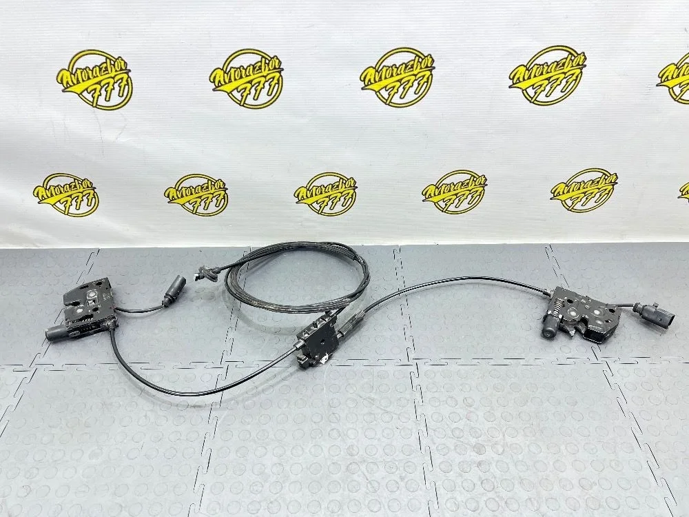 Замок капота Audi Q3 I (2011—2014)