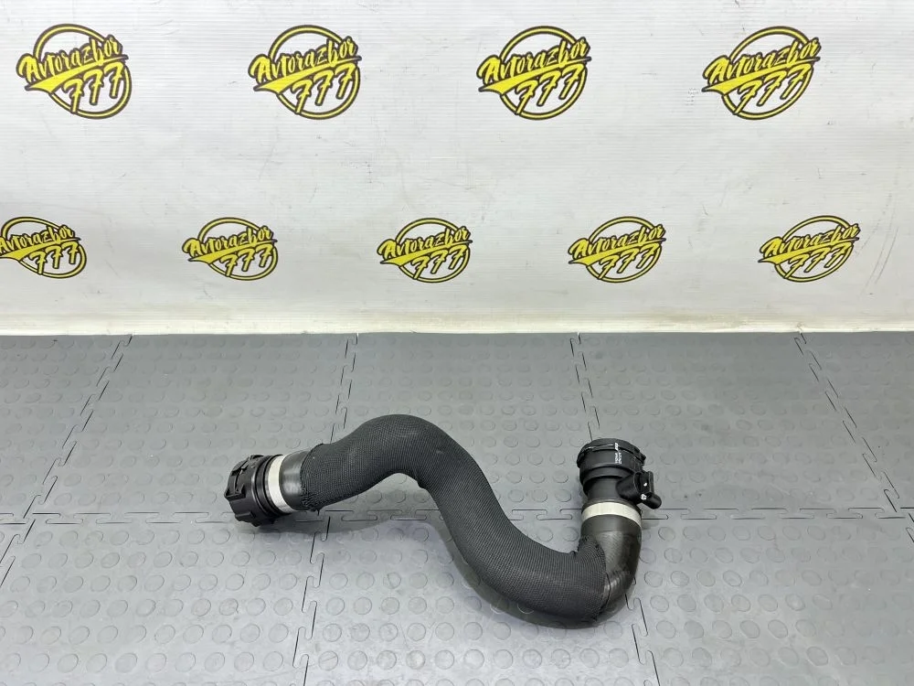 Патрубок системы охлаждения Audi S4 B8 рестайлинг (2011—2015)