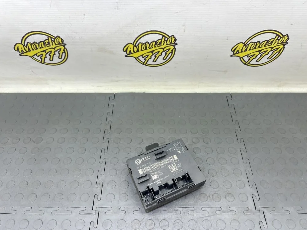 Блок управления дверью Audi A4 B8 (2007—2012)