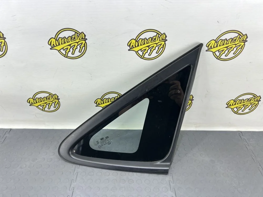 Стекло кузовное глухое правое Hyundai ix35 I (2009—2013)