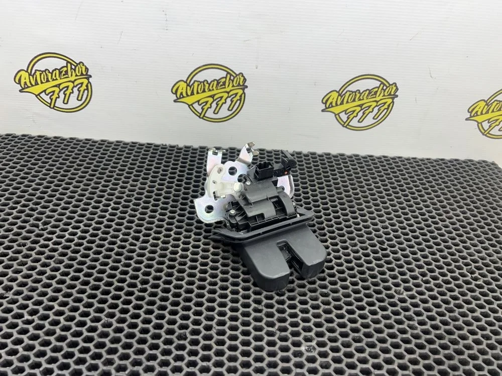 Замок багажника Audi Q5 I рестайлинг (2012—2017)