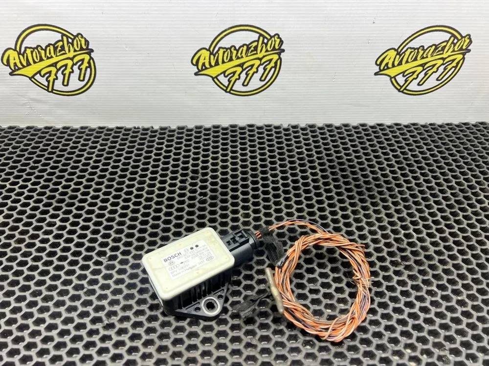 Блок электронный Audi A4 B8 (2007—2012)