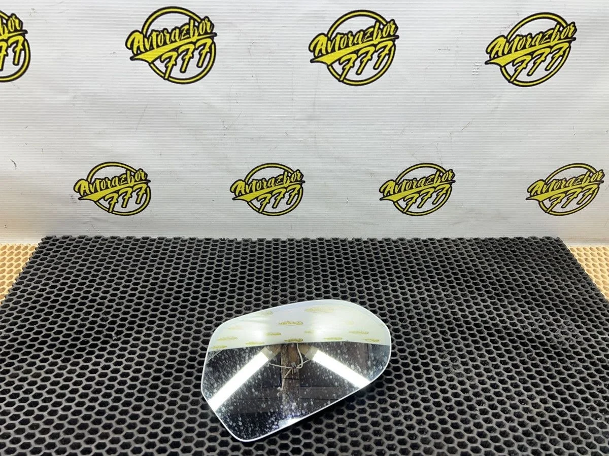 Стекло зеркала электрического правого Audi A6 C7 (2011—2014)