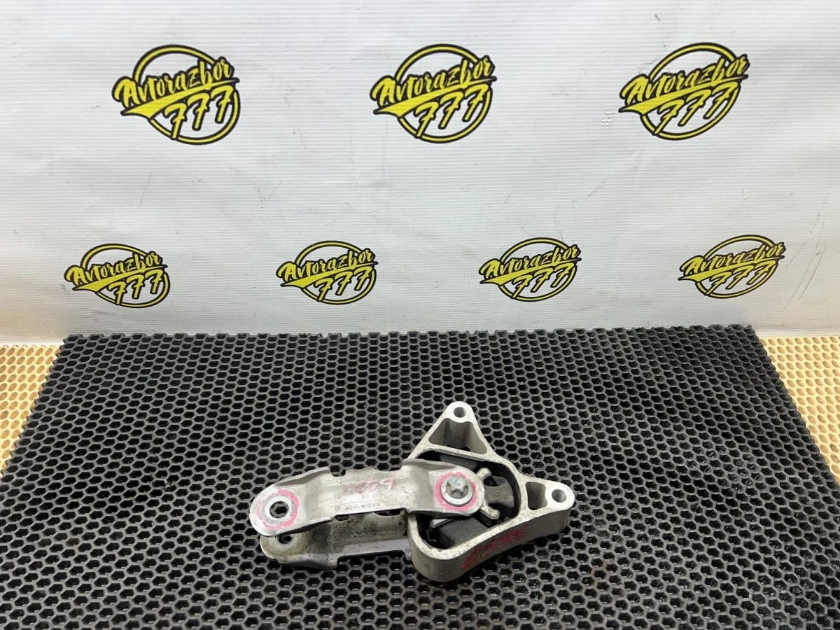 Подушка двигателя Mercedes-Benz B-класс W246 (2011—2014)